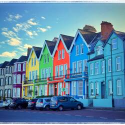 bunte Häuser in Whitehead
