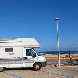Unser Stellplatz in Fontanamare an der Spiaggia di Plagemesu
