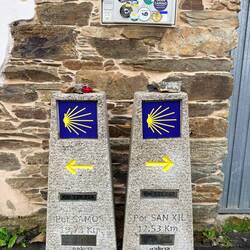 Samos or Sarria... Sarria!