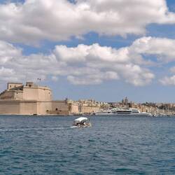 Harbour view to the three cities and Fort St Angelo