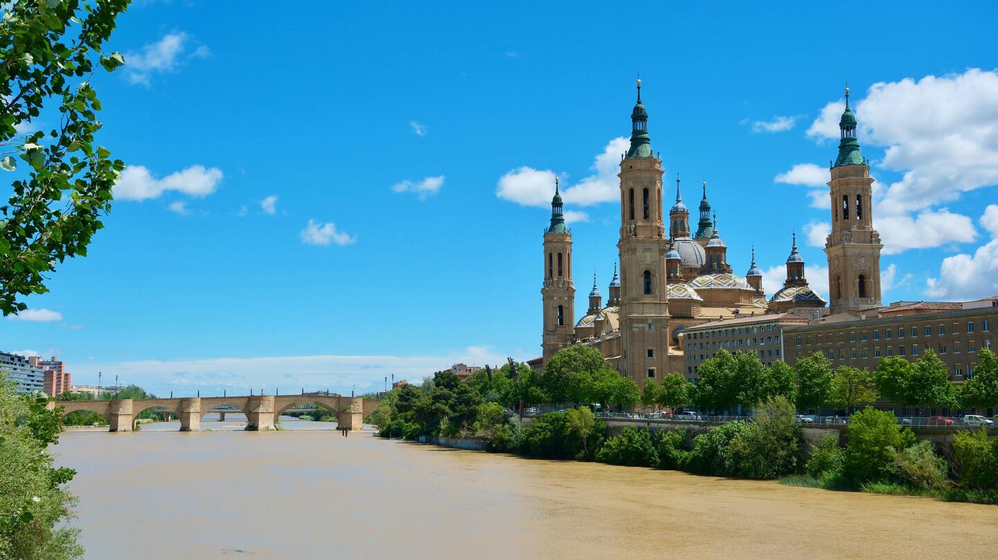 Catedral-Basílica de Nuestra Señora del Pilar de Zaragoza - welch ein Name