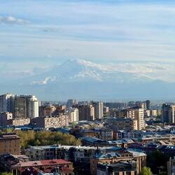 ... mit Mount Ararat!