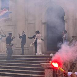 Tiens, encore un mariage !