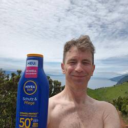 Nicht nur ich, sondern auch die Sonnencreme - 50 + 😂