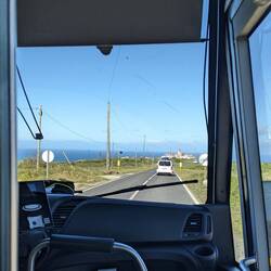 Mit dem Bus kurz vor Cabo de Roca
