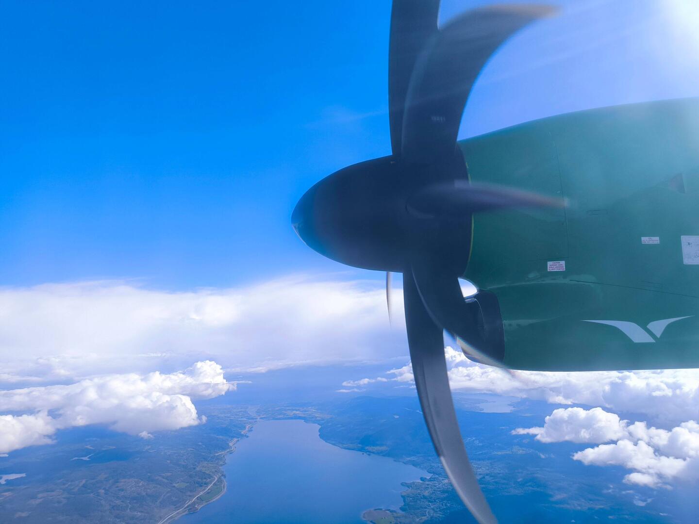 Anflug Oslo, die Wolke kommt schon