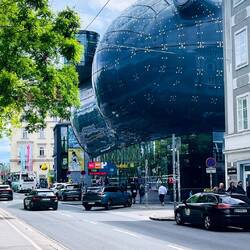 Kunsthaus: el bicho raro de diseño con buen gusto.