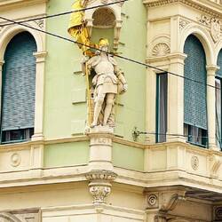 Graz: ciudad verde, ordenada y con aire de película.