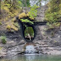 2. Stopp: Hole in the Wall