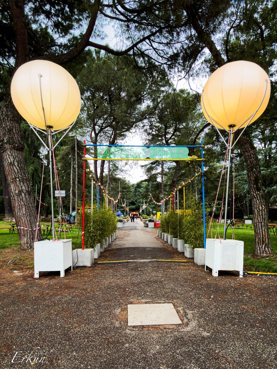 STREEAT®️ Food Truck Festival ... Garden of Villa Cassarini — Bologna, Italy.