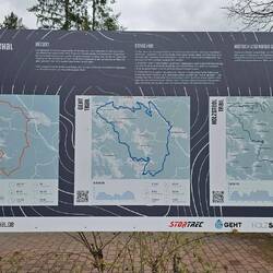Direkt am Platz kann man auch ausgewiesene Mountainbike Touren starten.
