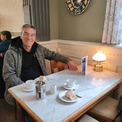 Danach ins originale Cafe der 20 er