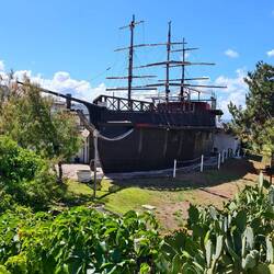 Segelschiff als Restaurant