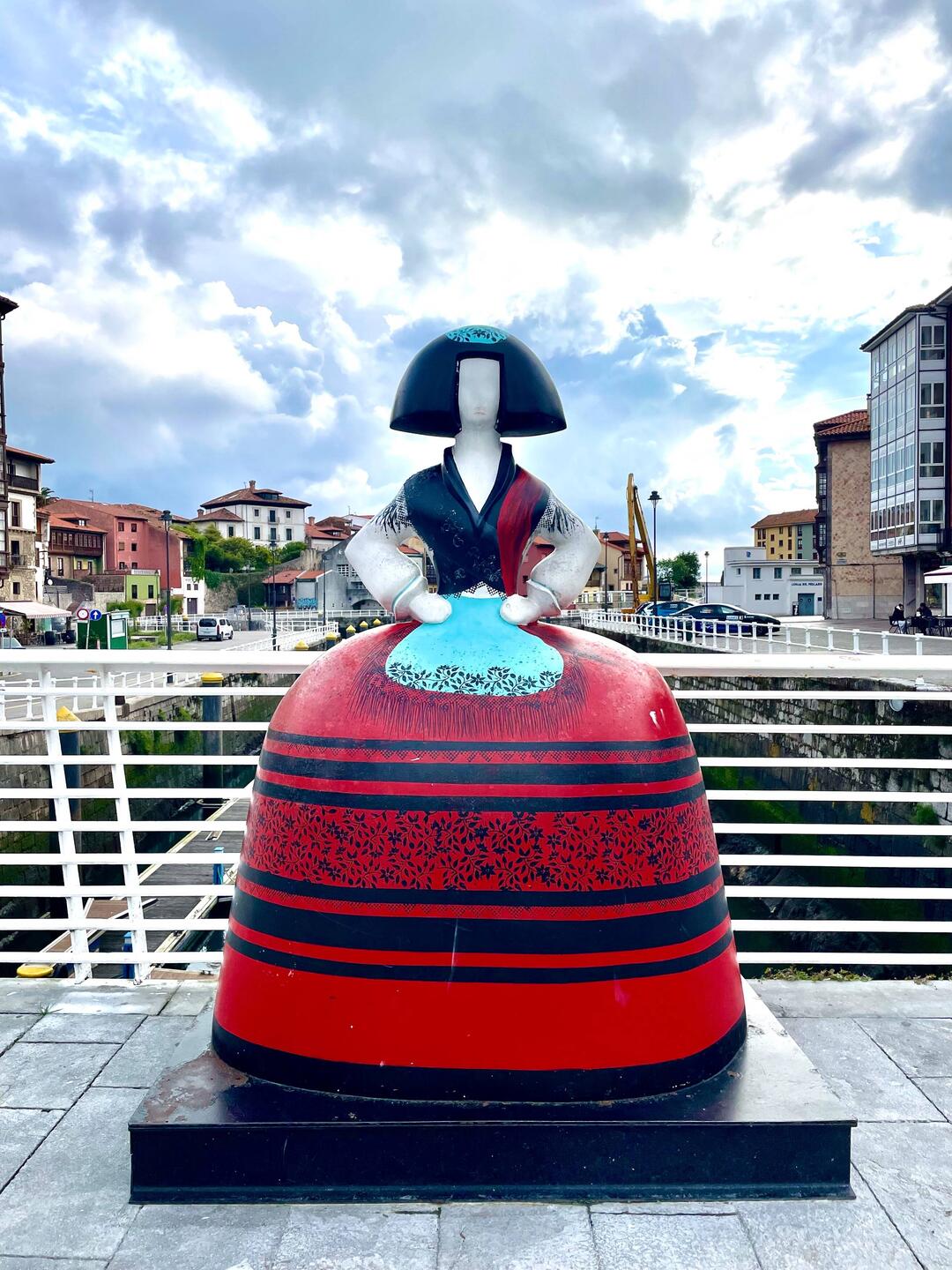 Queen of the harbor