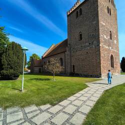 Kirche (Montags geschlossen)