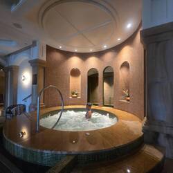 Jacuzzi