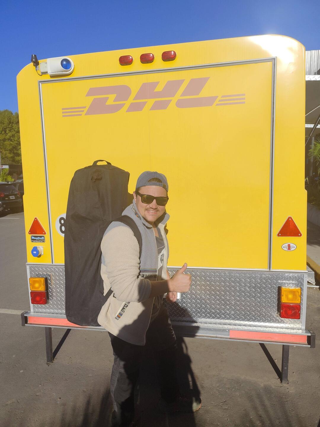 20kg Achsen im Standuppaddelsack verpackt hat gut geklappt für den Transport.