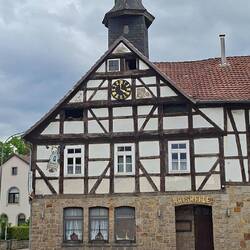 Etwas in die Jahre gekommen (in Hagenburg)
