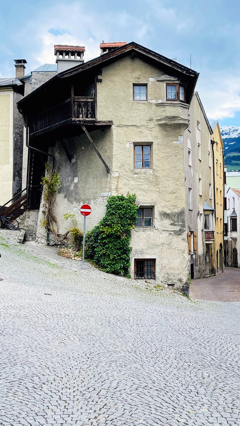 Pueblo medieval perfecto… si te gustan las cuestas infinitas.