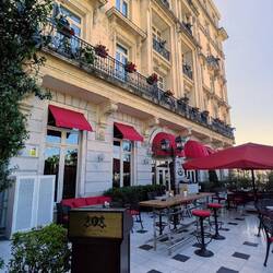 Pera Palace Terrasse