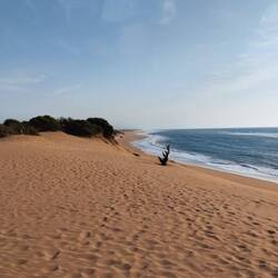 Sandstrand so weit das Auge reicht