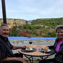 Private dinner with a gorge view on the terrace 😊. Very special.