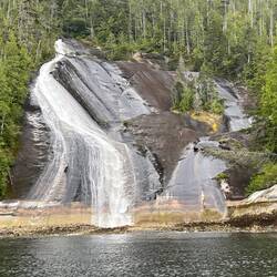 Close up of Lacy Falls.