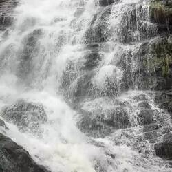 Another recording of the falls, panning down stream as well.