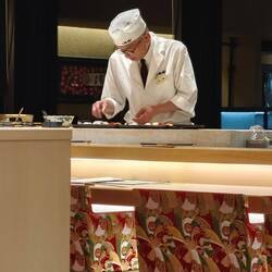 „Sushi mit Präzision und echter japanischer Handwerkskunst.“ 🍣🇯🇵