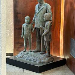 Statue of Shinichi Suzuki