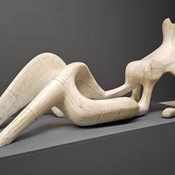 Henry Moore: Reclining Figure (1951)