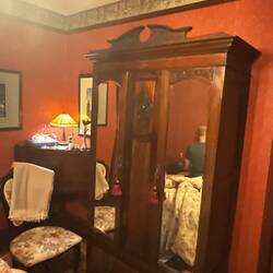 De slaapkamer van moemoe, wel een goed bed