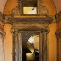Vignola's helicoidal staircase @ Palazzo Boncompagni — Bologna, Italy.