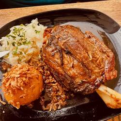 🍖 ganze Haxe👍