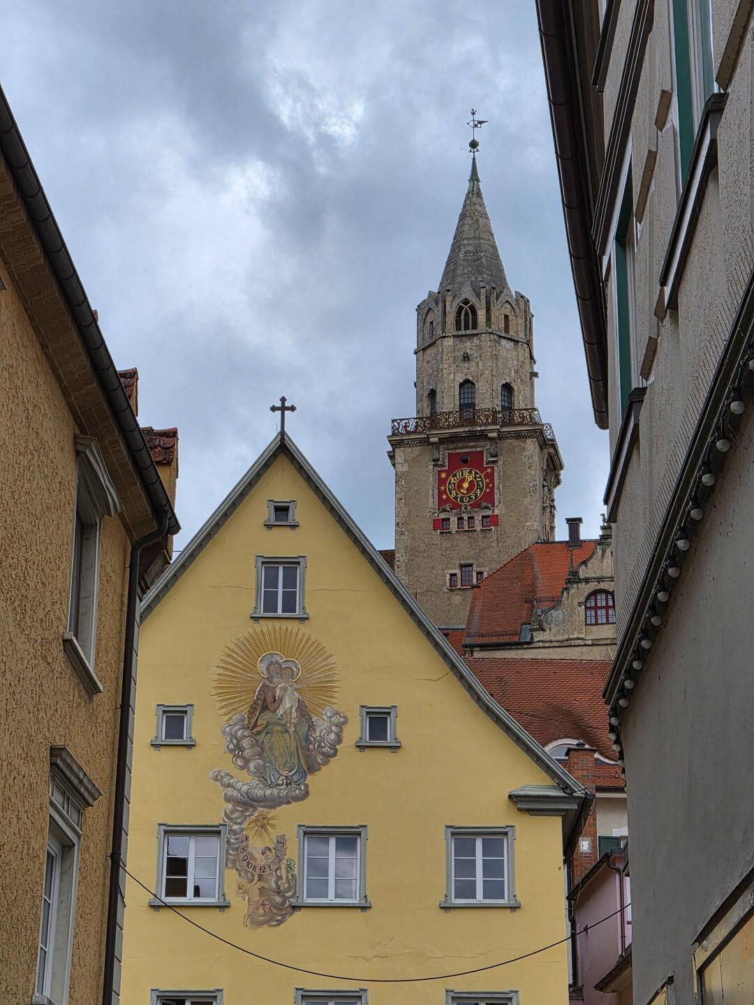 De toren van het Hohenzollernschloss.