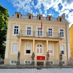 La maison Djukanovic's en arrivant