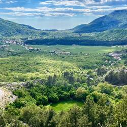 Le paysage de la zone intermédiaire entre les 2 cols : un tout autre aspect que la baie