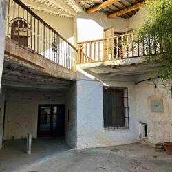 No more Alexander Classical Music School, but a film location for Al Sur de Granada