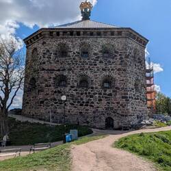 Skansen Kronan, Festigungsanlage mit bis zu 5 m dicken Mauern, 18. JH