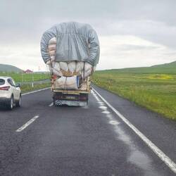 Alter eine krasse böhe und den haut es einfach um..hab Vollgas gegeben beim überholen 🤪🤣