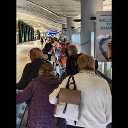 Auf dem Weg zu 12,5 Stunden Flug nach Istanbul