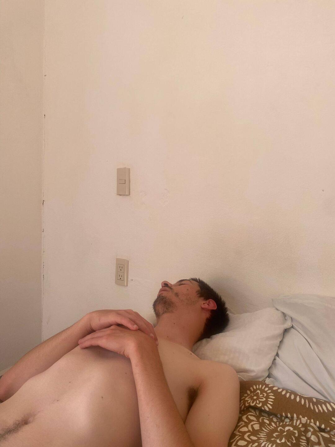 Moi qui pionce dans les draps sale