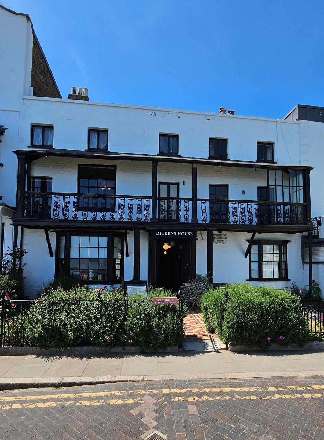 "Dickens" hus