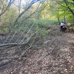 On arrive dans le dur au col avant de redescendre sur Nichbisi, lieu de notre chantier participatif