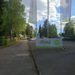 Campingplatz unter niederländischen Leitung, deshalb extrem akkurat 🙂