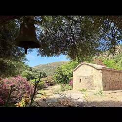 Vidéo-diaporama églisounette perdue perdue perdue, mais ouverte et avec des peintures anciennes 😍😍