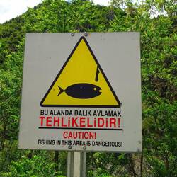 Aja Fischen hatte keinen Sinn gemacht zu viel treibgut im Wasser...