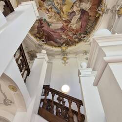 Het trappenhuis is ook schitterend.