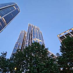 St Georg Wharf, das neue Viertel an der Themse im Stadtteil Vauxhall
