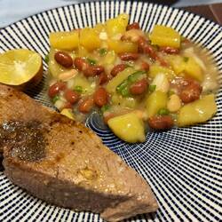 und Grillsteak vom selbigen mit Salat von Resi